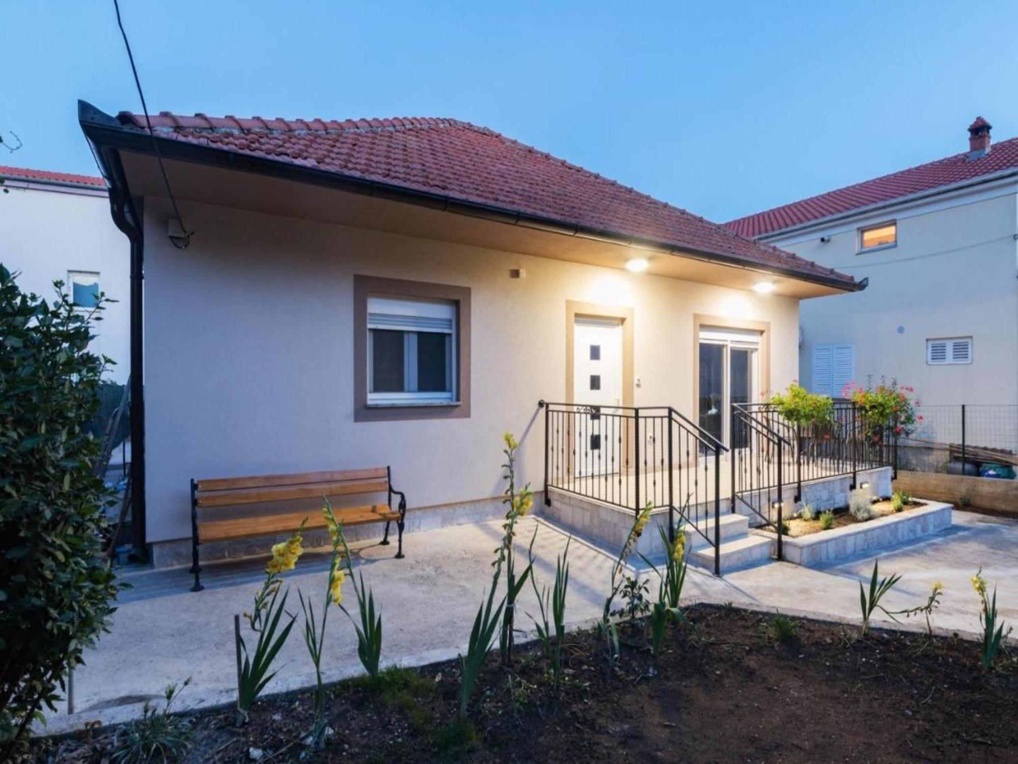 Mihael Holiday House 扎达尔 外观 照片